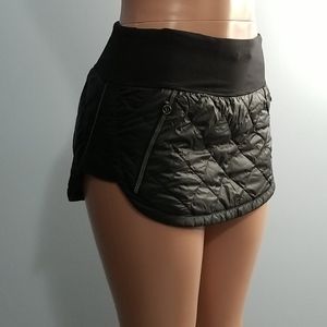 LULULEMON  BLACK QUILTED SKIRT 🖤🍋